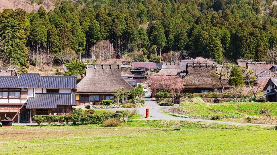 Ngôi làng Kayabuki no Sato