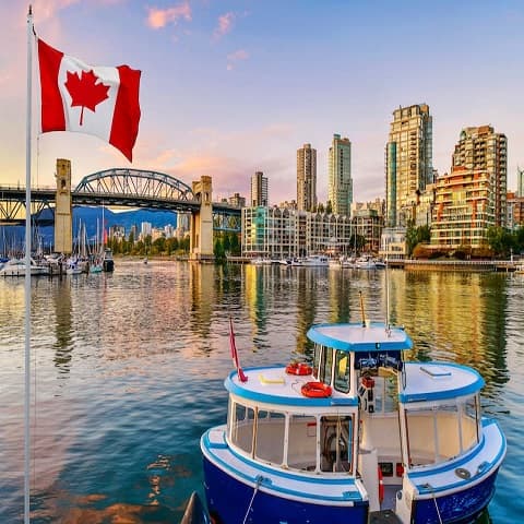 CANADA: KHÁM PHÁ HAI BỜ ĐÔNG – TÂY