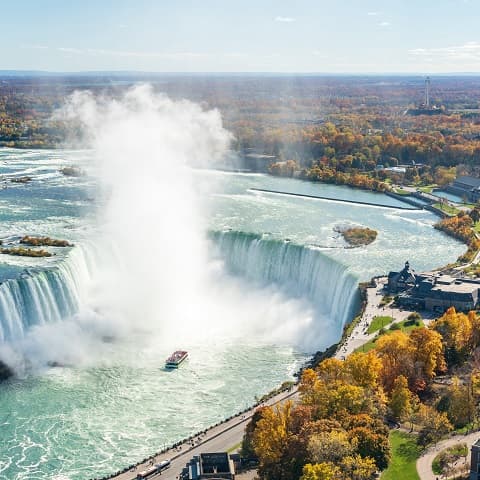 CANADA: TUYỆT SẮC HAI BỜ ĐÔNG – TÂY