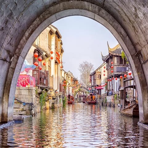 CHINA: WUZHEN – SUZHOU: FOOTPRINTS THROUGH ANCIENT TOWNS