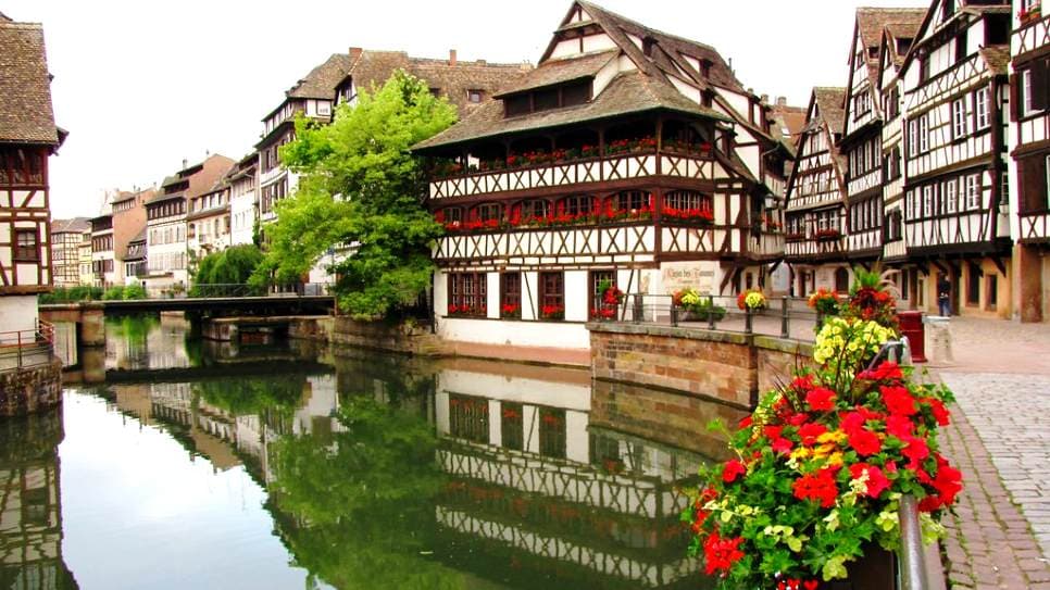 Khu phố cổ Petite France