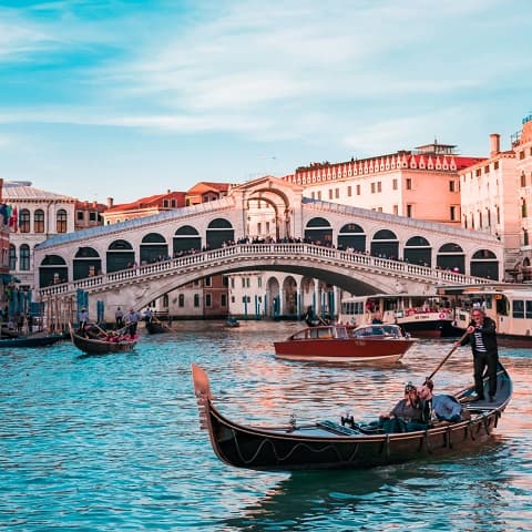 EUROPE: FRANCE – SWITZERLAND – ITALY – VATICAN