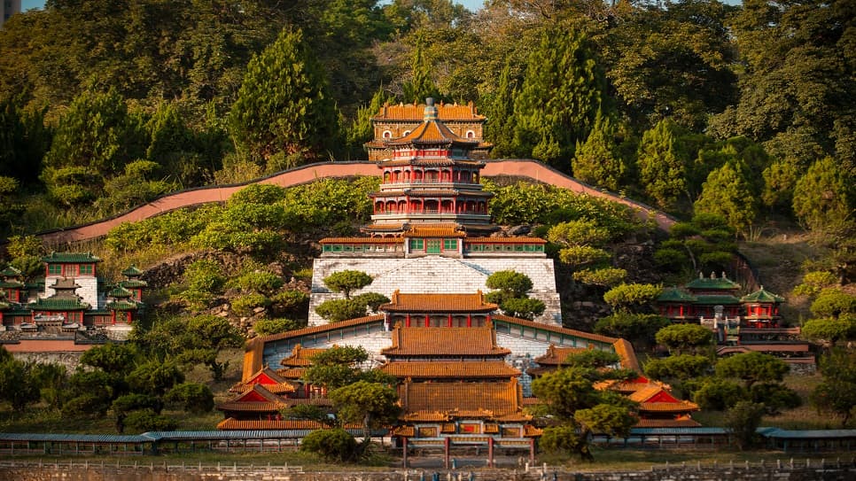 Trung Hoa Cẩm Tú