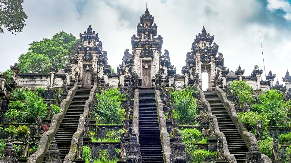 Pura Lempuyang Luhur Temple