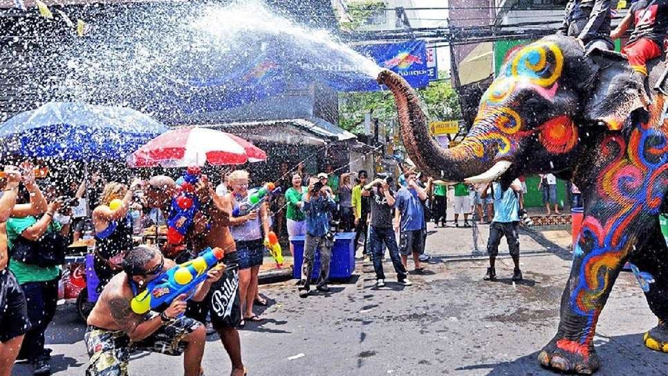 Lễ hội té nước Songkran