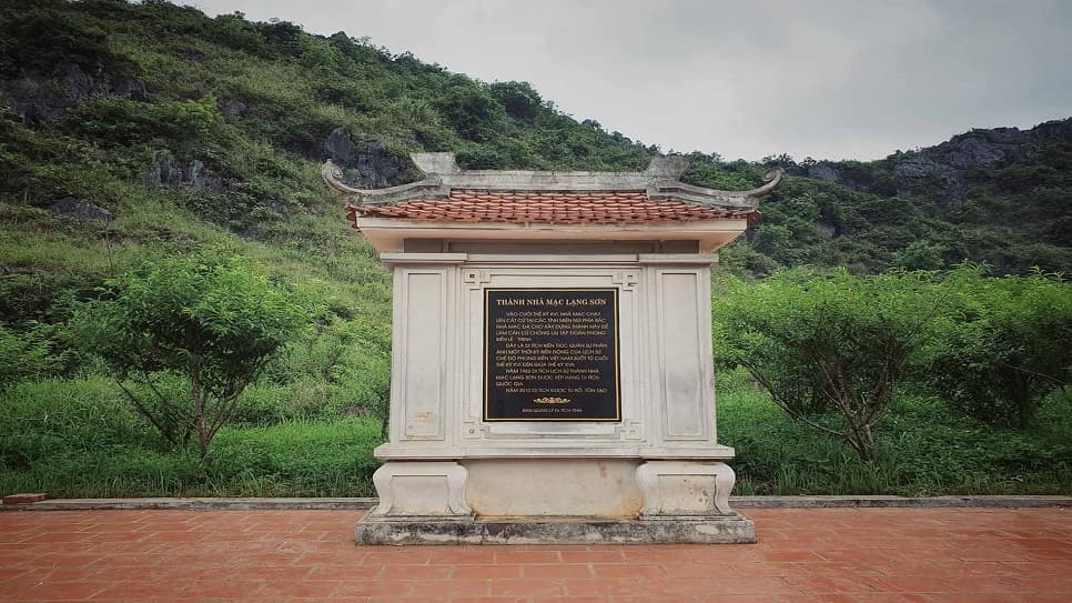 Mac Dynasty Citadel Relic Site