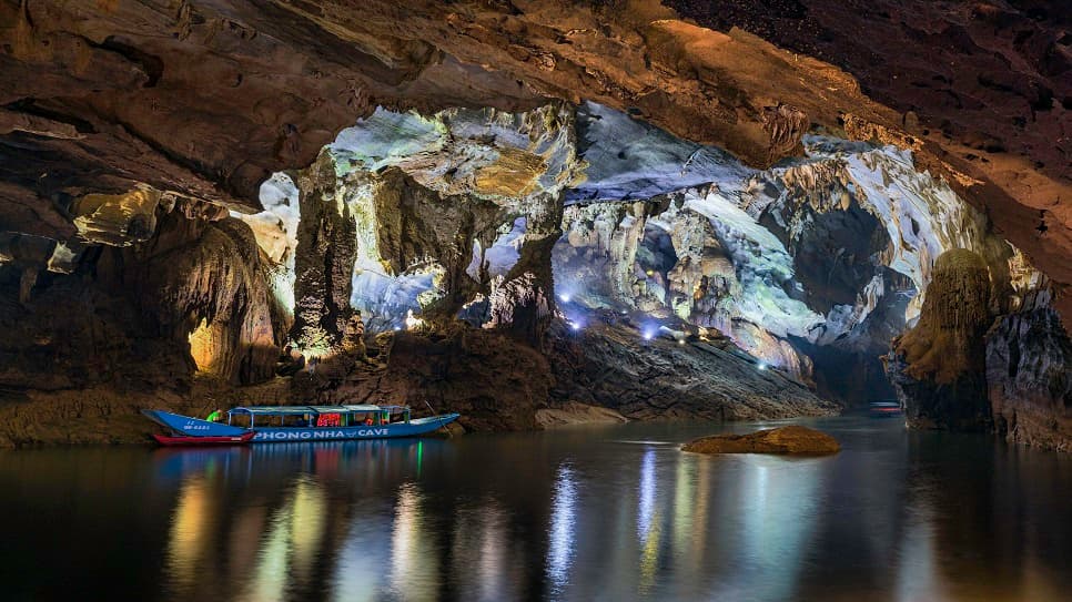 Động Phong Nha