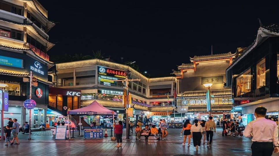 Khu vực Đông Môn