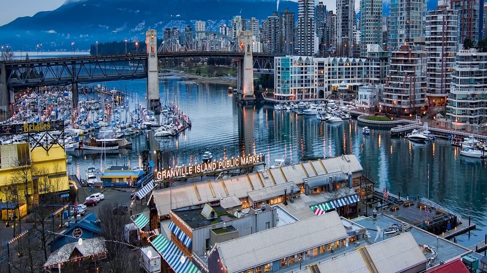 Toàn cảnh chợ Granville Island Public Market