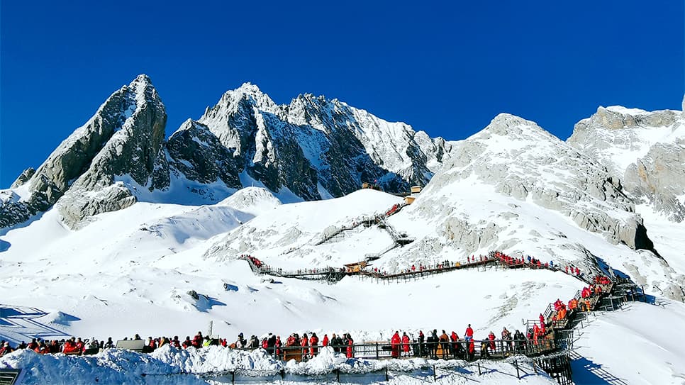 Khu du lịch núi Tuyết Ngọc Long (Yulong)