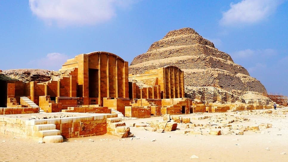 Quần thể lăng mộ Sakkara