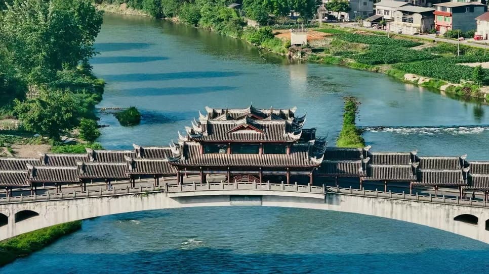 Hoàng Long Khê Cổ Trấn